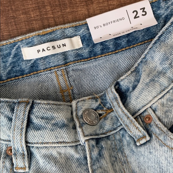 PacSun 90’s boyfriend jeans - Picture 2 of 9